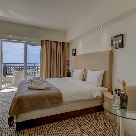 Курортный комплекс Olympian Bay Grand 4*