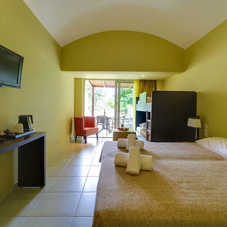 Olympian Bay Grand Leptokaryá