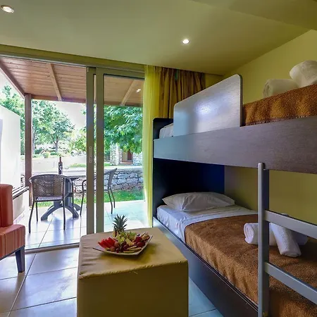 Semesteranläggning (resort) Olympian Bay Grand 4*