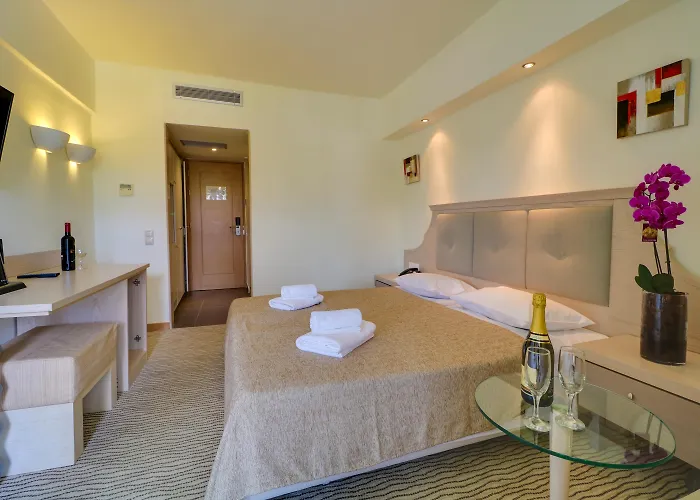 Resort Olympian Bay Grand