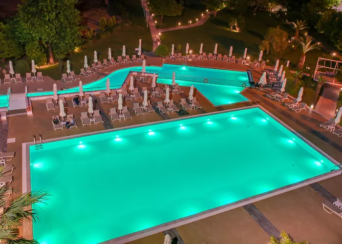 Resort Olympian Bay Grand