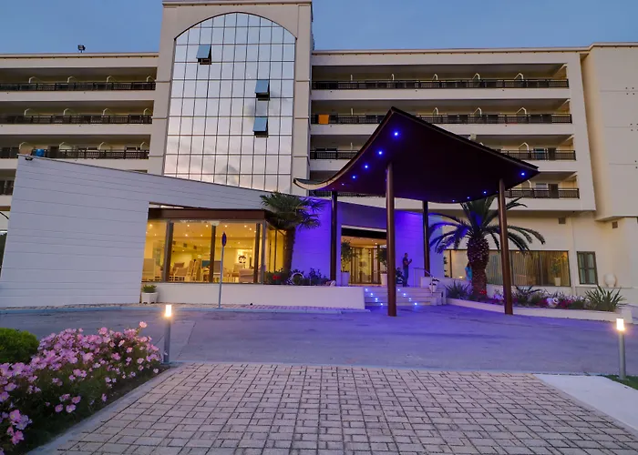 Olympian Bay Grand Leptokaryá